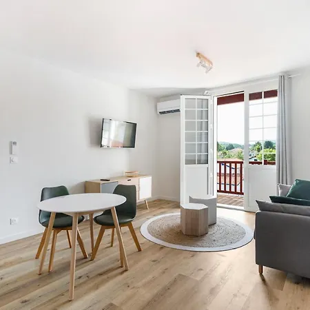 Lejlighedshotel Ker Enia Meubles De Tourisme 3*