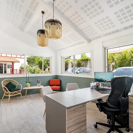 Ker Enia Meubles De Tourisme Aparthotel