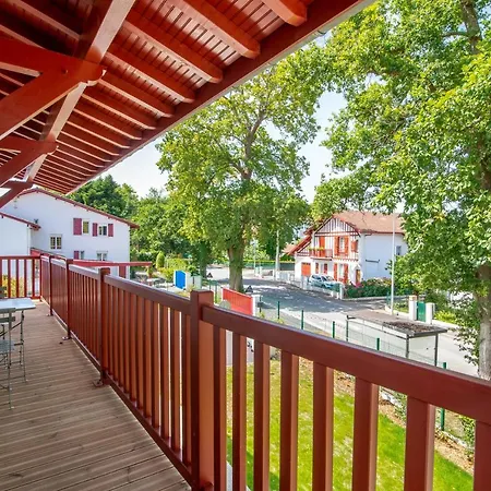 Hotel apartamentowy Ker Enia Meubles De Tourisme Cambo-les-Bains
