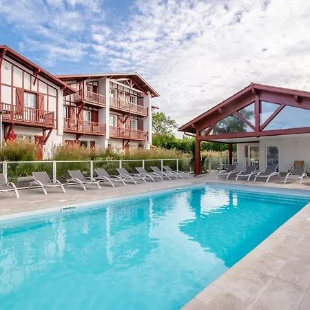 Ker Enia Meubles De Tourisme Aparthotel
