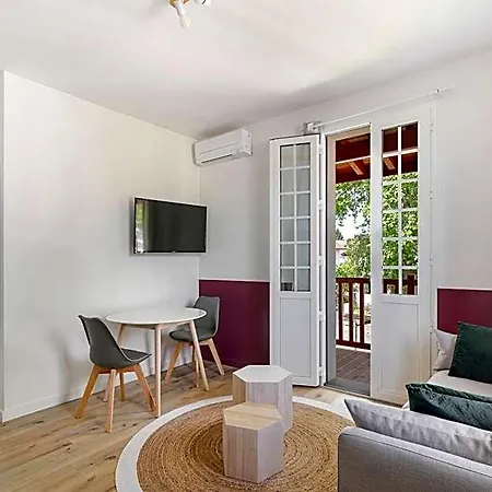 Ker Enia Meubles De Tourisme Hotel apartamentowy Cambo-les-Bains