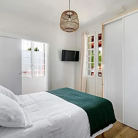 Ker Enia Meubles De Tourisme Hotel apartamentowy
