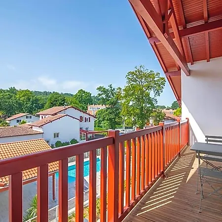 Ker Enia Meubles De Tourisme Hotel apartamentowy